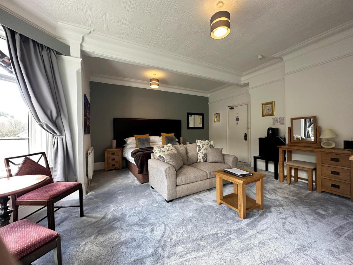 Craig-Y-Dderwen Riverside Hotel เบเทส-อี-คอย ภายนอก รูปภาพ