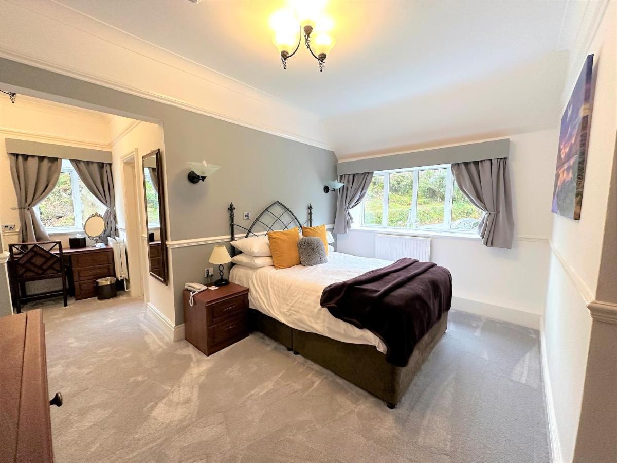 Craig-Y-Dderwen Riverside Hotel เบเทส-อี-คอย ภายนอก รูปภาพ