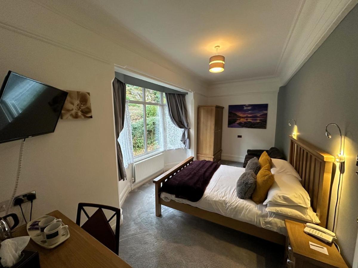 Craig-Y-Dderwen Riverside Hotel เบเทส-อี-คอย ภายนอก รูปภาพ