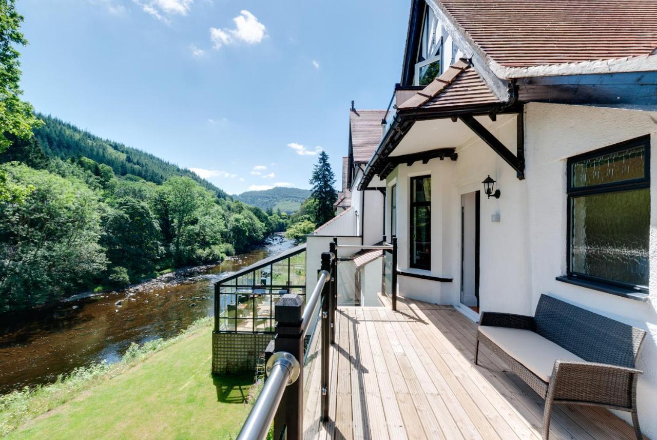 Craig-Y-Dderwen Riverside Hotel เบเทส-อี-คอย ภายนอก รูปภาพ