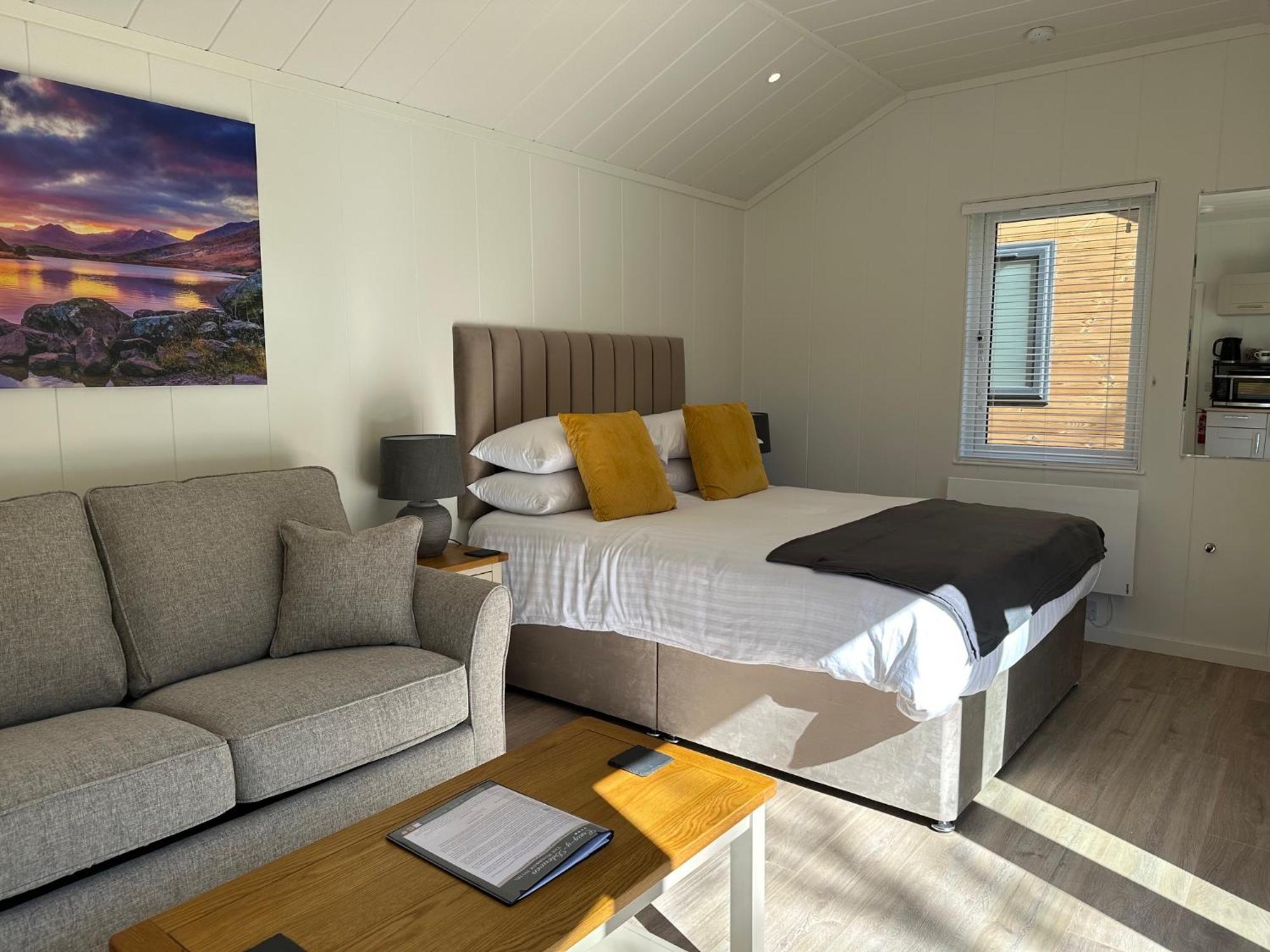 Craig-Y-Dderwen Riverside Hotel เบเทส-อี-คอย ภายนอก รูปภาพ